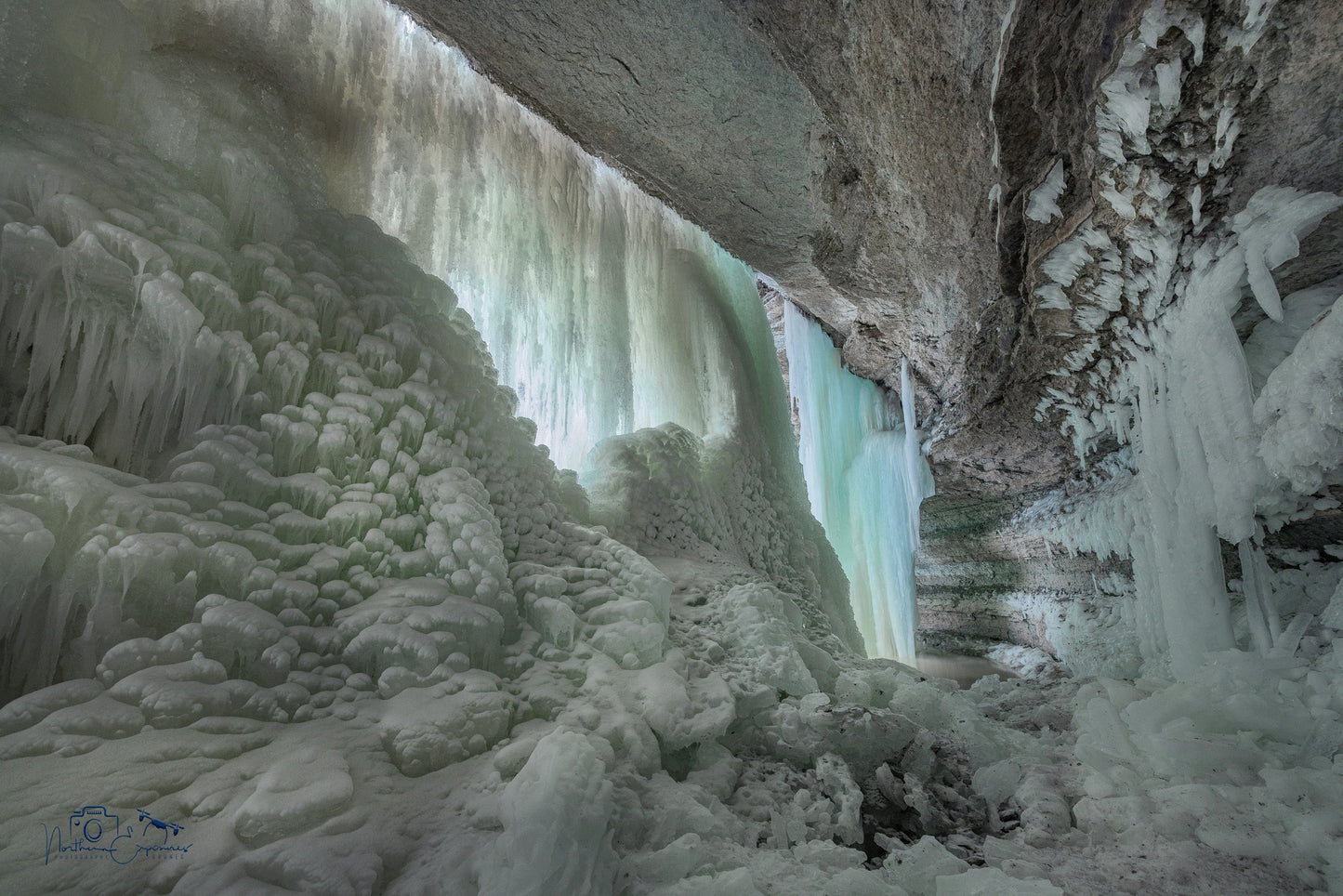 Canvas - Bridal Veil Falls 17 (Manitoulin)