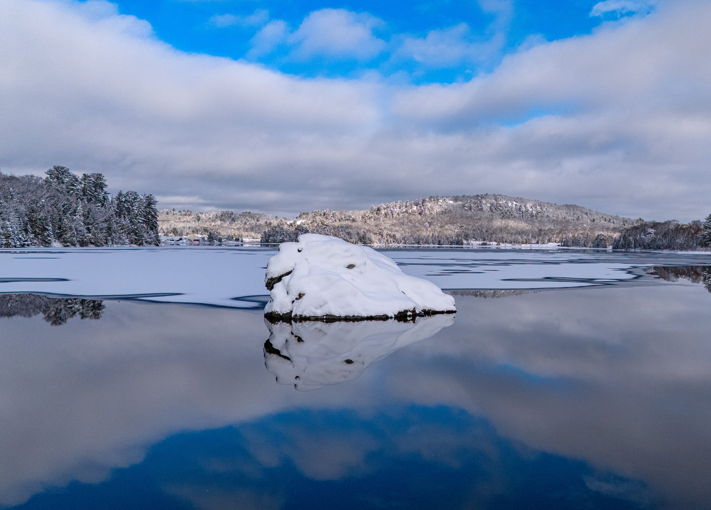 Canvas - Winter Wonderland Rock 16