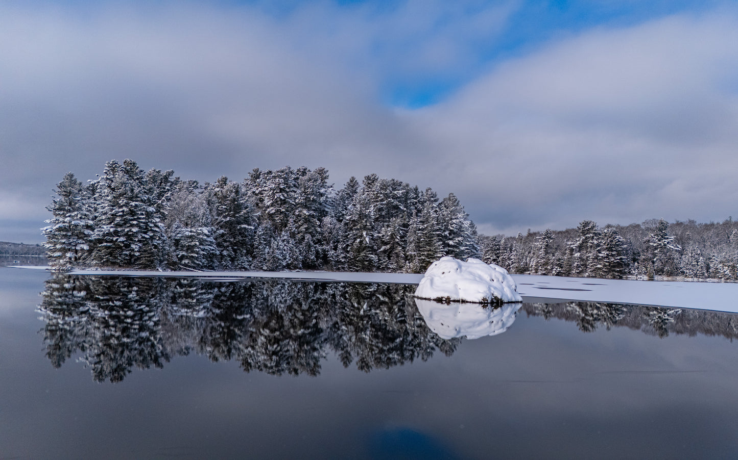 Canvas - Winter Wonderland Rock 7