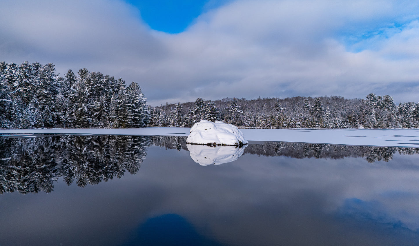 Canvas - Winter Wonderland Rock 9