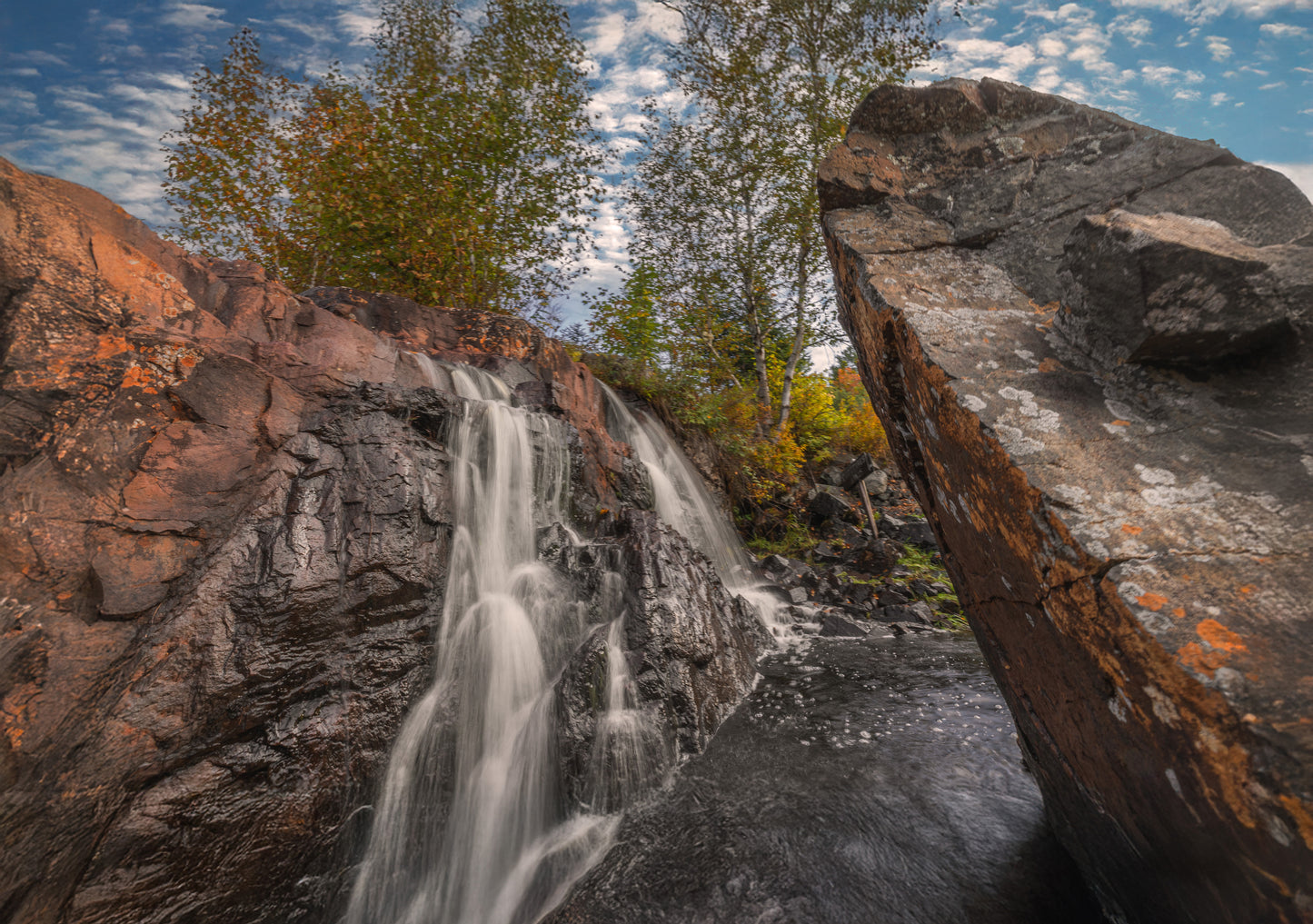 Canvas - Sometimes it Falls 2