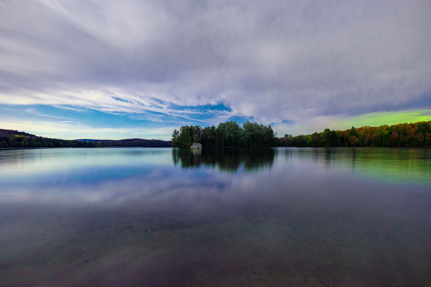 Canvas - Aurora:  Green vs Blue