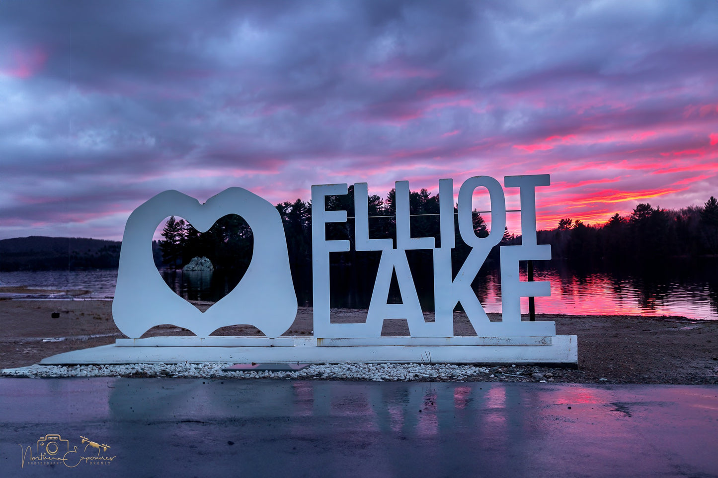 Canvas - Elliot Lake Sign 3