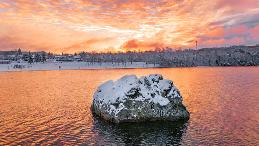 Canvas - The Winter Sunrise Rock 4