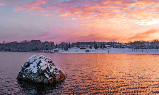 Canvas - The Winter Sunrise Rock 5